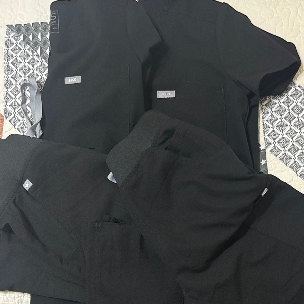 Figs Jet Black Medical Scrub 2 Sets